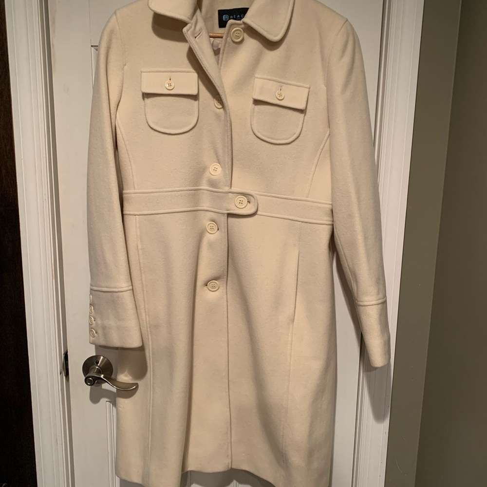 Kenneth Cole Reaction Cream Trench Coat with Classic Collar